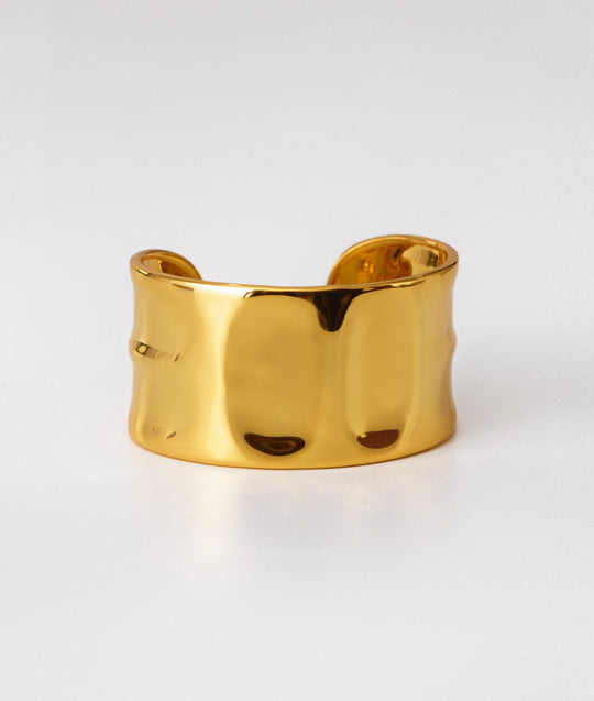 Shako Gold Bangle