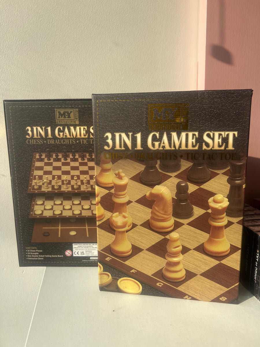 3 In 1 Game Set (Chess- Draughts - Tic Tac Toe)