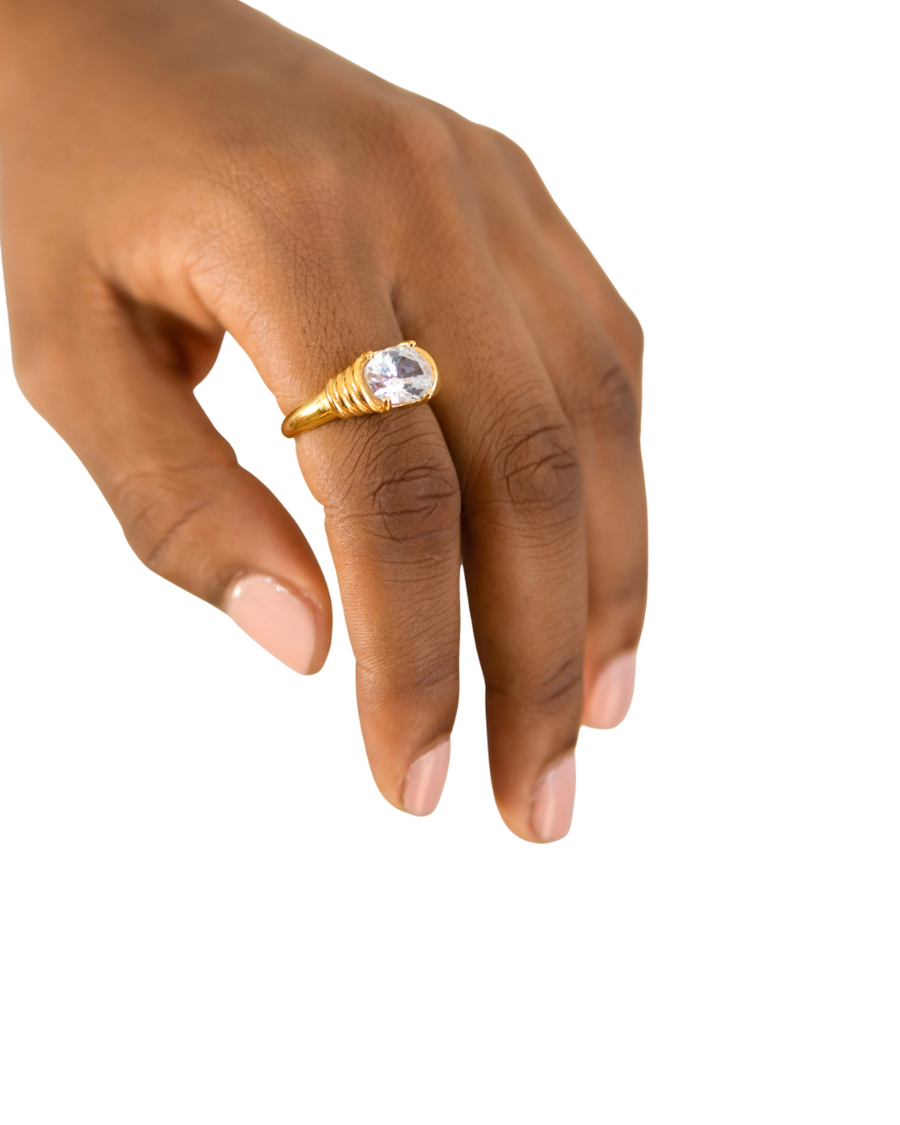 Teni Cubic Ring