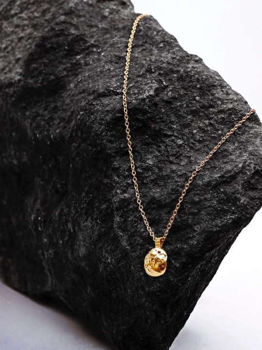 Odi Pendant Necklace