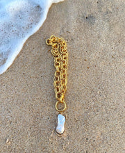 Zoe Chunky Gold Necklace with Pearl